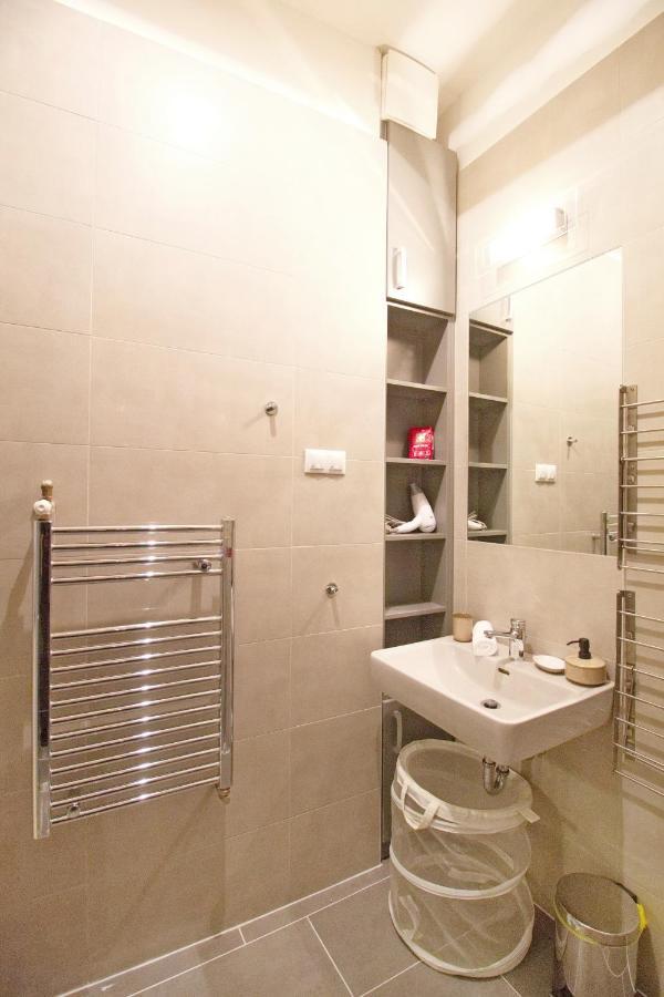 Urban Bourbon Apartment บูดาเปสต์ ภายนอก รูปภาพ